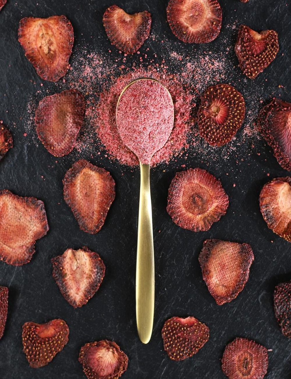 Close-up of FRONA Strawberry Rimmer