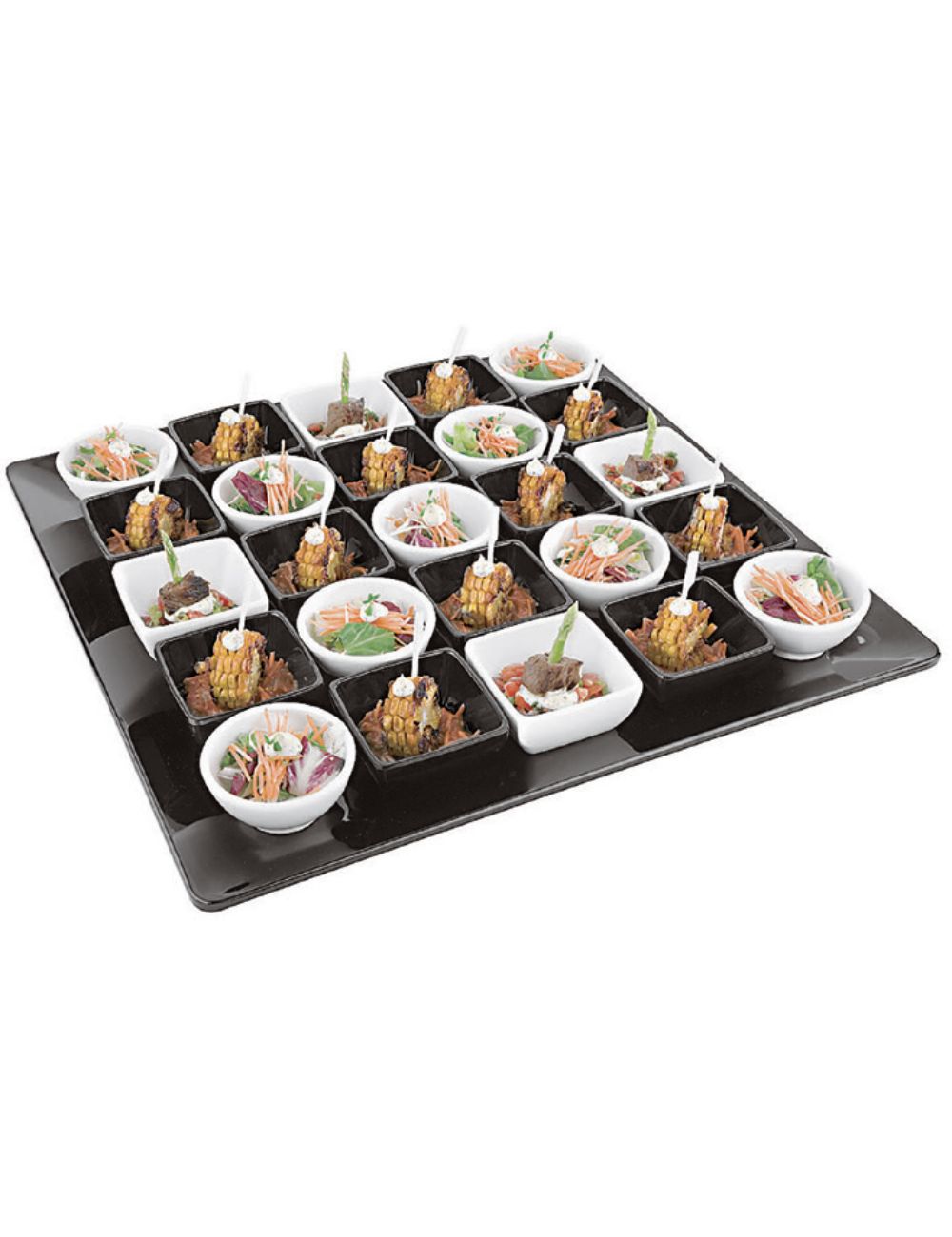 Bols carrés et assiettes de dégustation en mélamine blanche et noire en damier sur plateau buffet, PADERNO