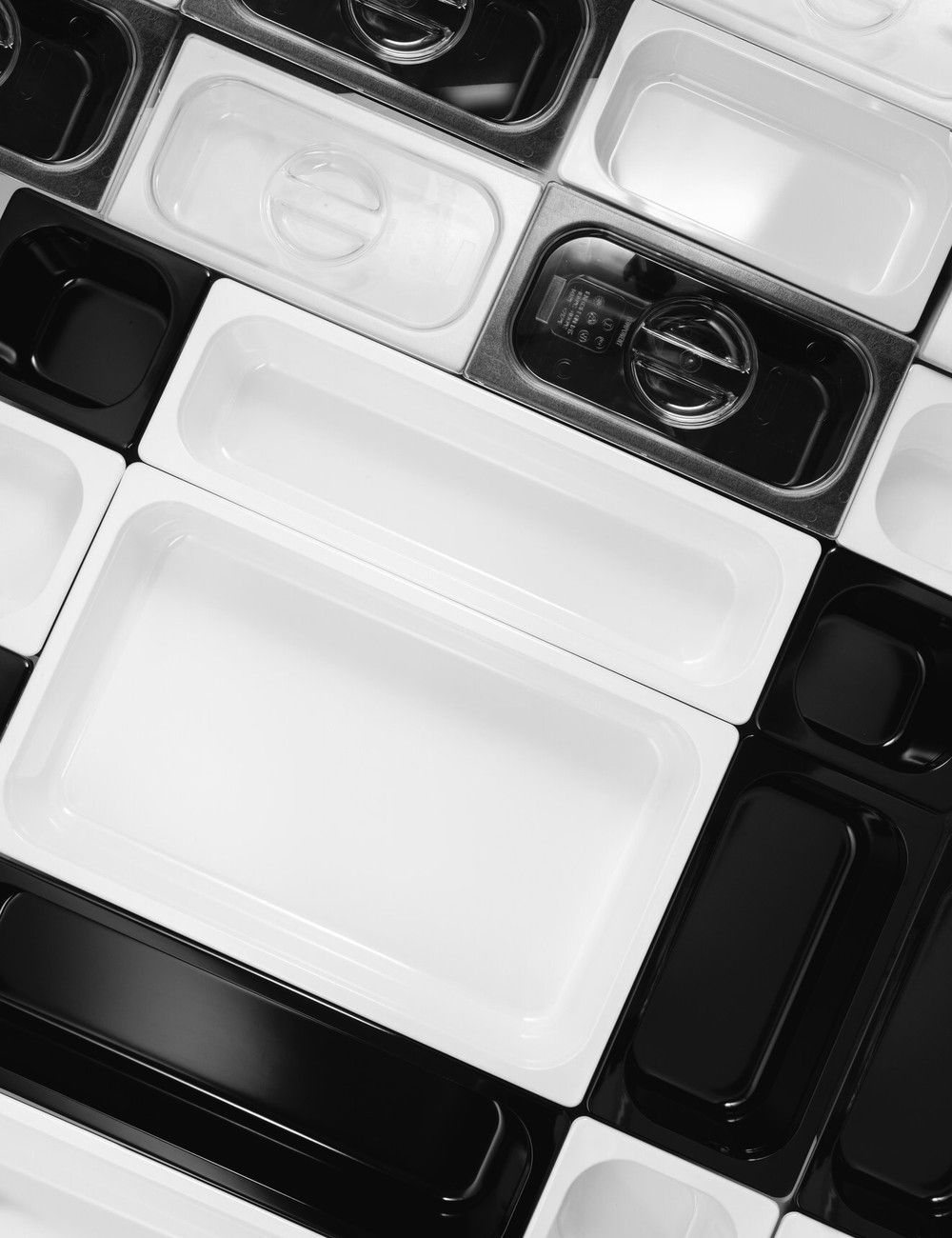PADERNO white and black melamine gastronorm containers